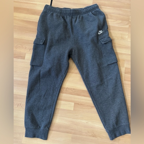 NIKE | Joggers Mens XL Cargo Sweat Pants | Mens | Gray | Size XL - Picture 1 of 9